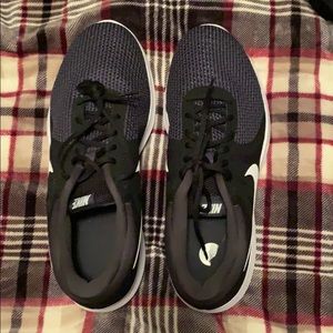 Men Nike running shoes
